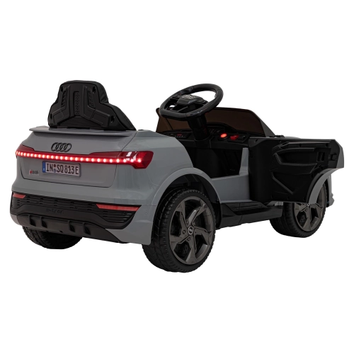 Autko na akumulator dla dzieci Audi SQ8 Szary BRD-2168.SZA